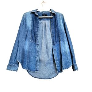 Banana Republic Denim Button-Down Shirt (S)